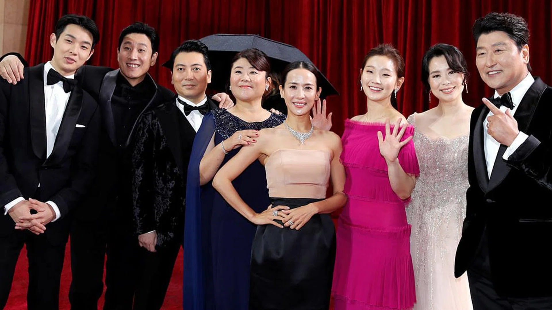 Parasite from South Korea makes Oscar history with Best Picture win