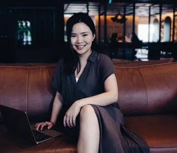 cassandra_riene_tan_1