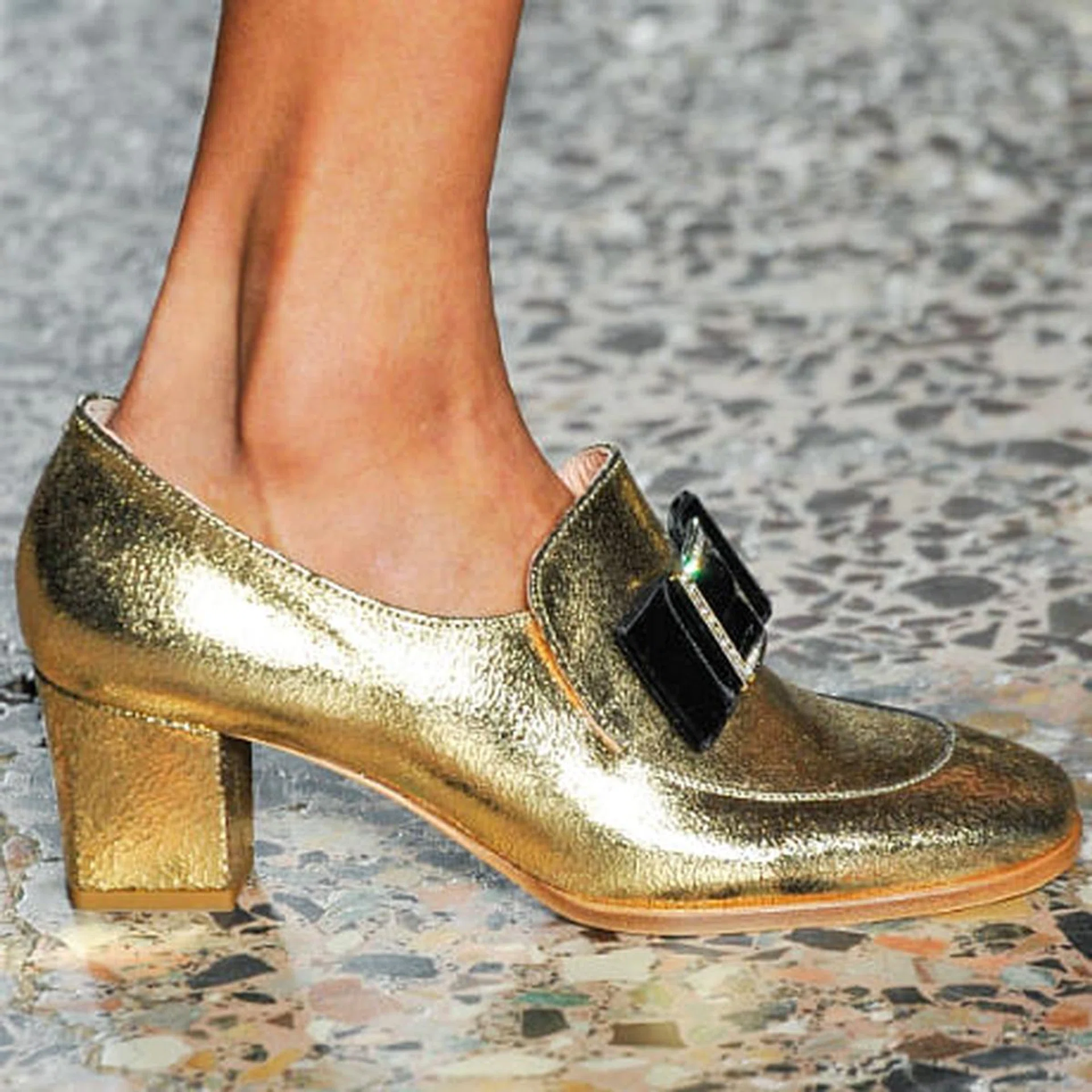 Singapore online shop metallic shoes trend for work THUMBNAIL