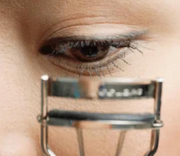 Get long curly lashes in less than 1 minute without eyelash curler T.png
