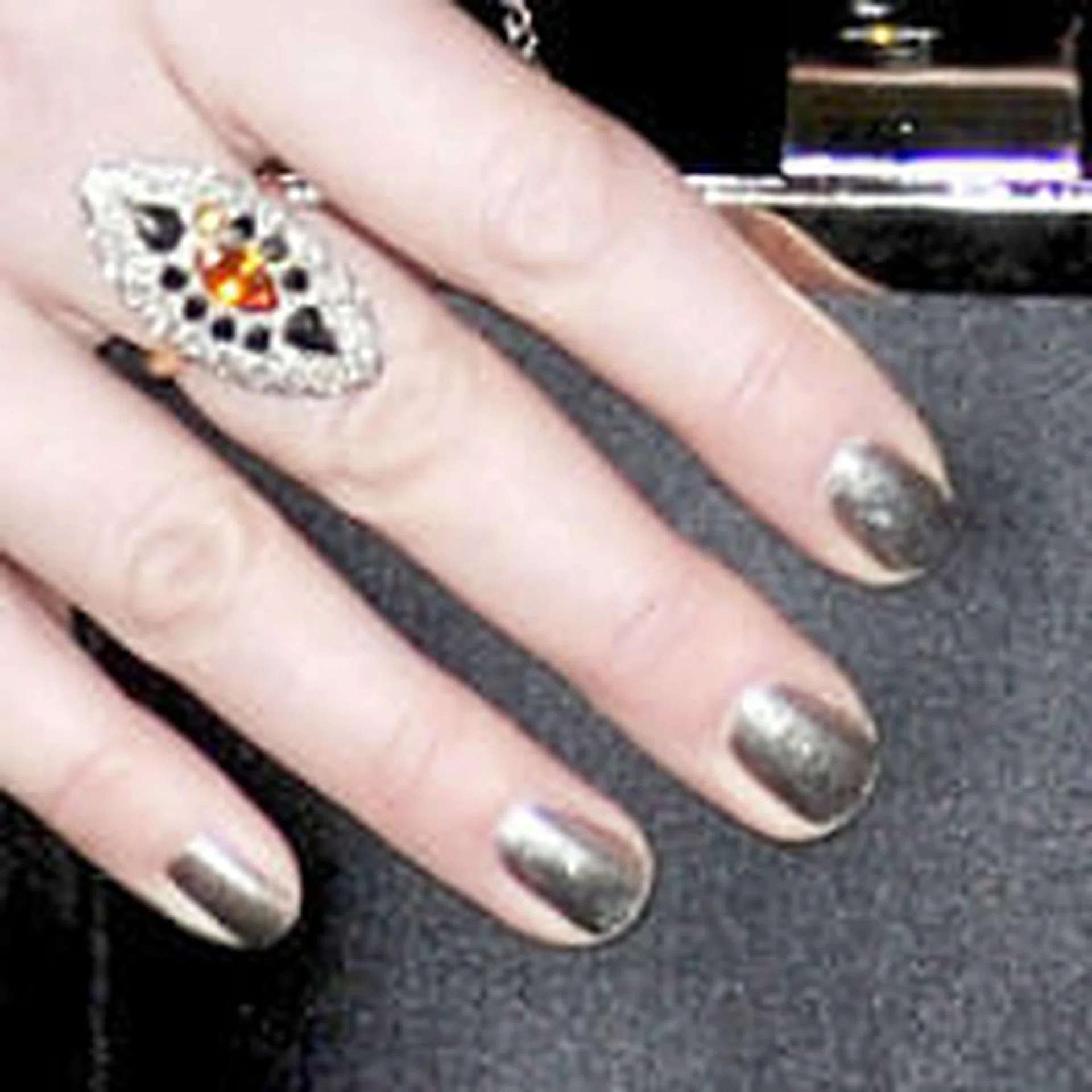 5 grey nail polishes you should try