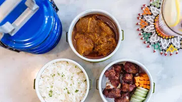 Tingkat delivery in Singapore