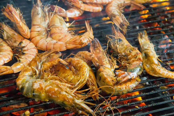 ROOS, Vibe Hotel Orchard Singapore