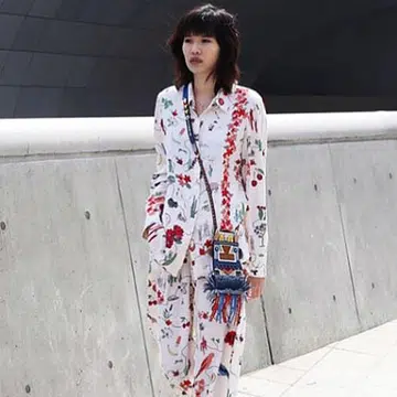 Singapore fashionista NC Wong shows us how to wear Korean fashion THUMBNAIL