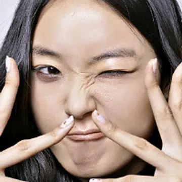 3 tips to stop gel manicures from damaging your nails T.png