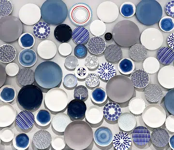 Plateware plates dining