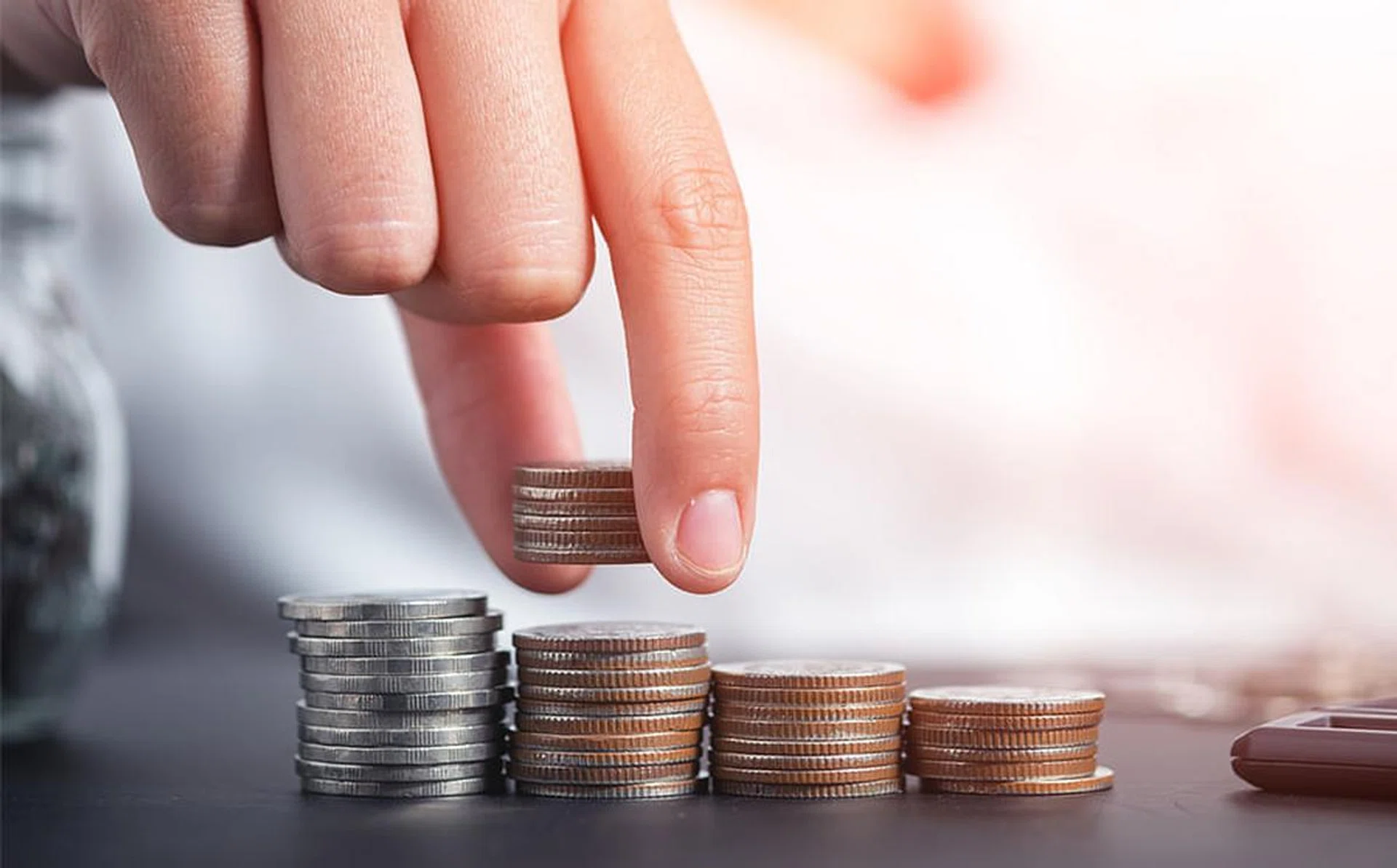 s1008-rectangle-image900x560