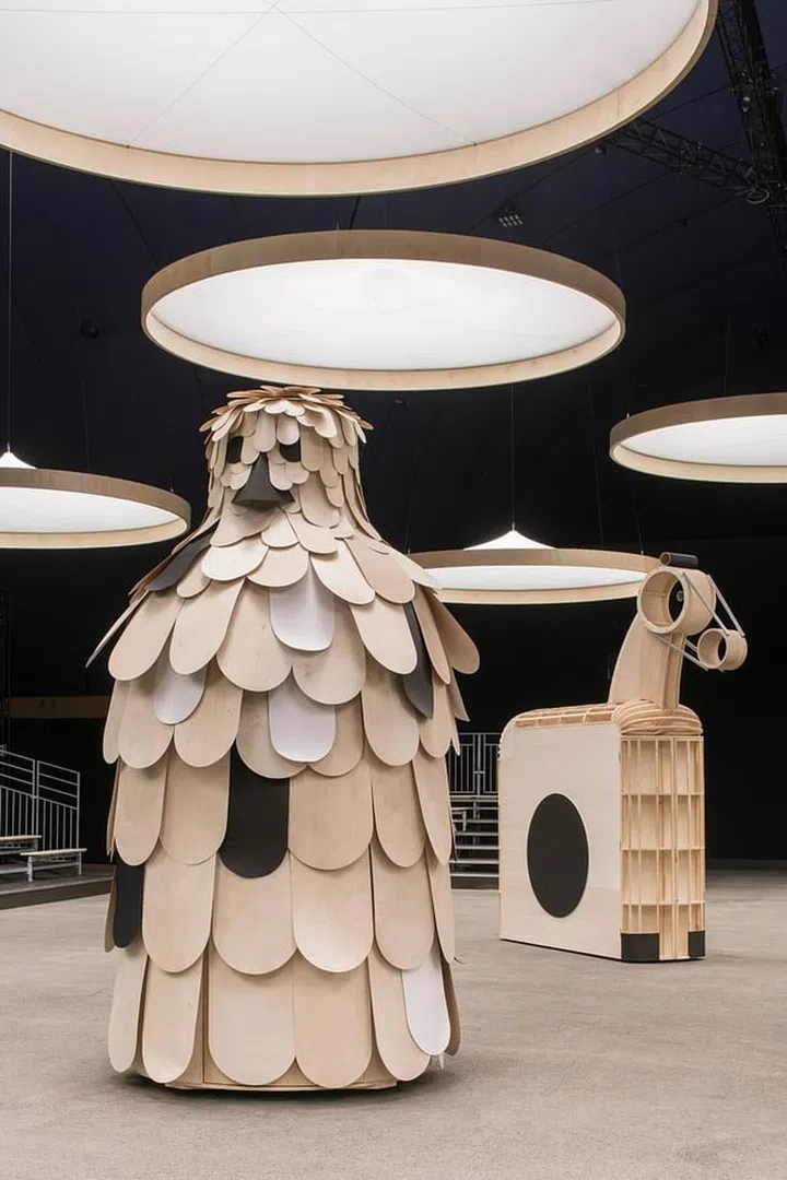 The set at the Spring/Summer 2023 Haute Couture show with animal installations built by artist Xavier Veilhan. Credit: Chanel