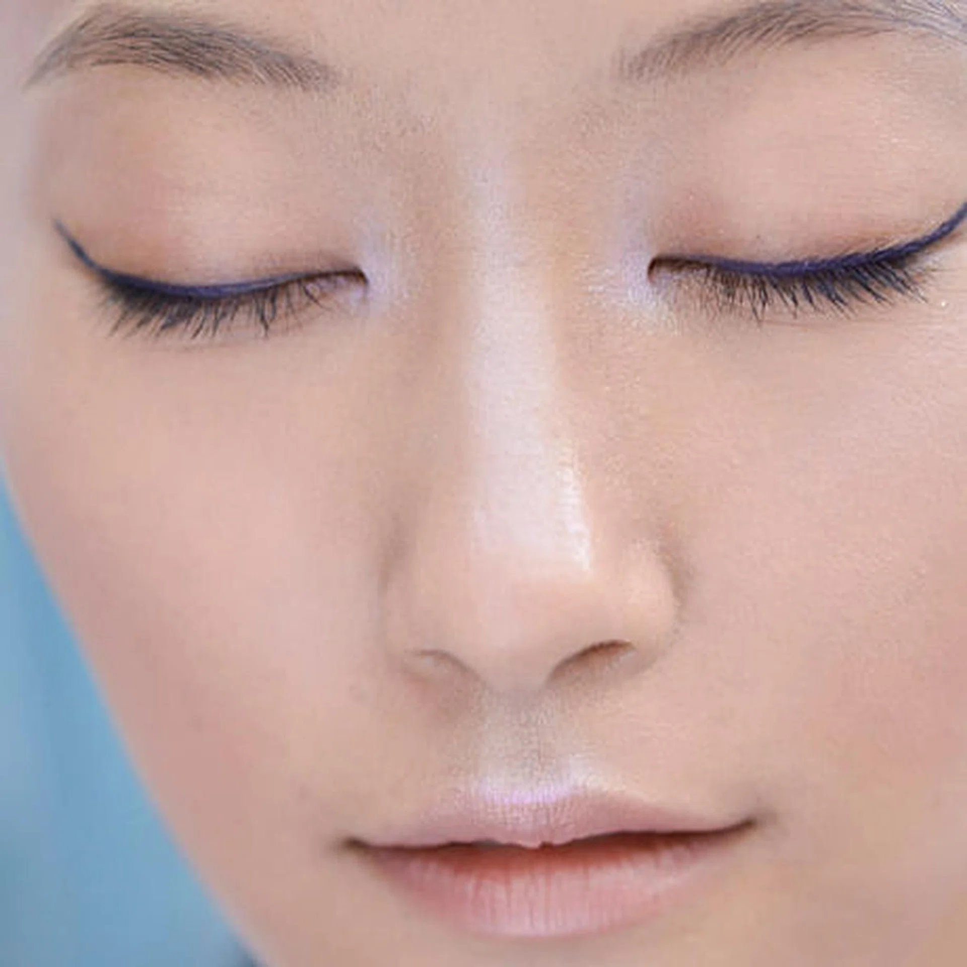 are large pores genetic - how to make pores smaller - singapore - thumb