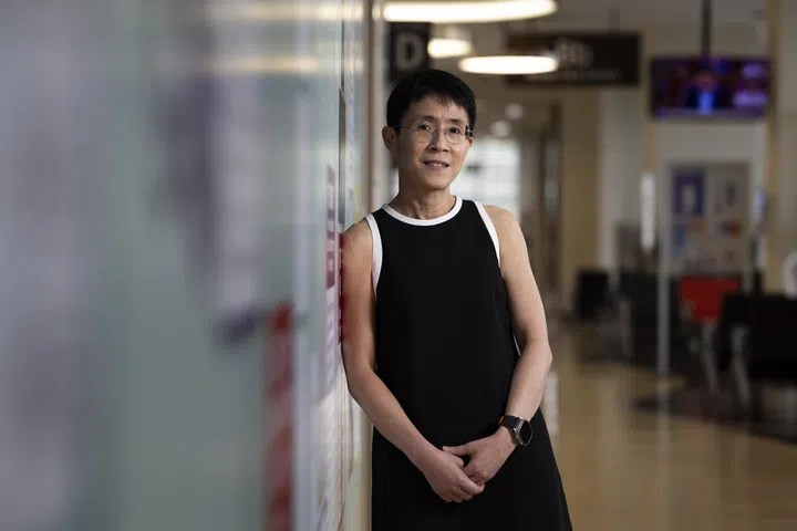 ST20250218_202567400189/syiwd/Brian Teo/Stephanie Yeo GN/Profile of Professor Lee Soo Chin, 57, senior consultant at the Department of Haematology-Oncology, National University Cancer Institute, Singapore, taken at the National University Hospital (NUH) Medical Centre on Feb 18, 2025. ST PHOTO: BRIAN TEO 