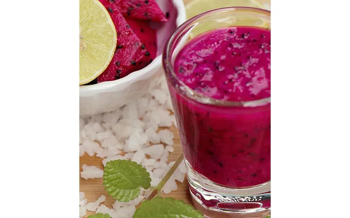 Mango, cherry and dragonfruit