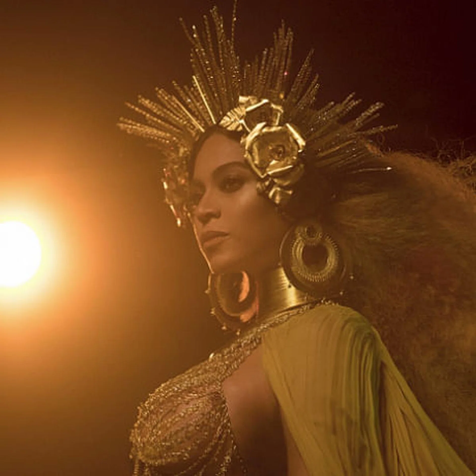 beyonce-cropped-grammy