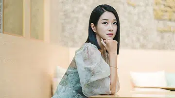 seo-yeji-jewellery-watches-its-okay-to-not-be-okay