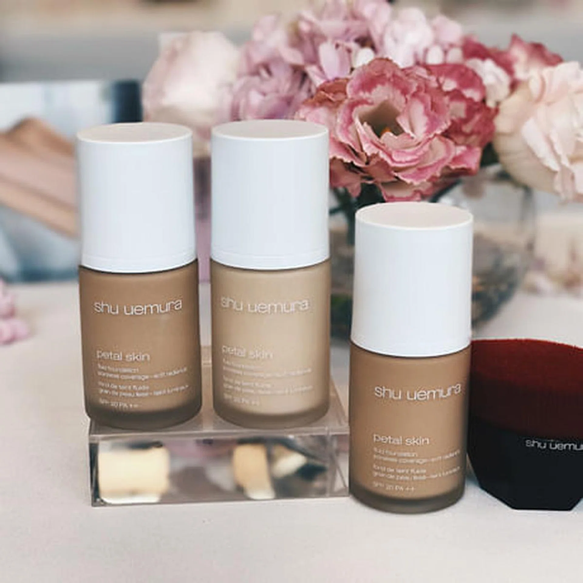 shu uemura petal skin fluid foundation review singapore - thumb