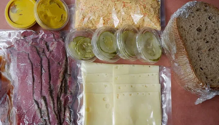 23 DIY meal kits from restaurants that will make you feel like a pro ...