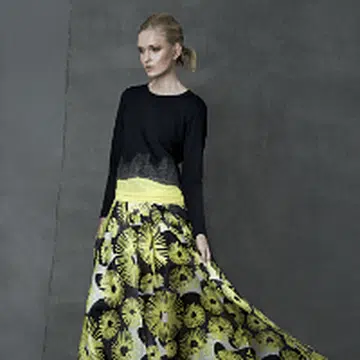 The best maxi dress for every body type thumb