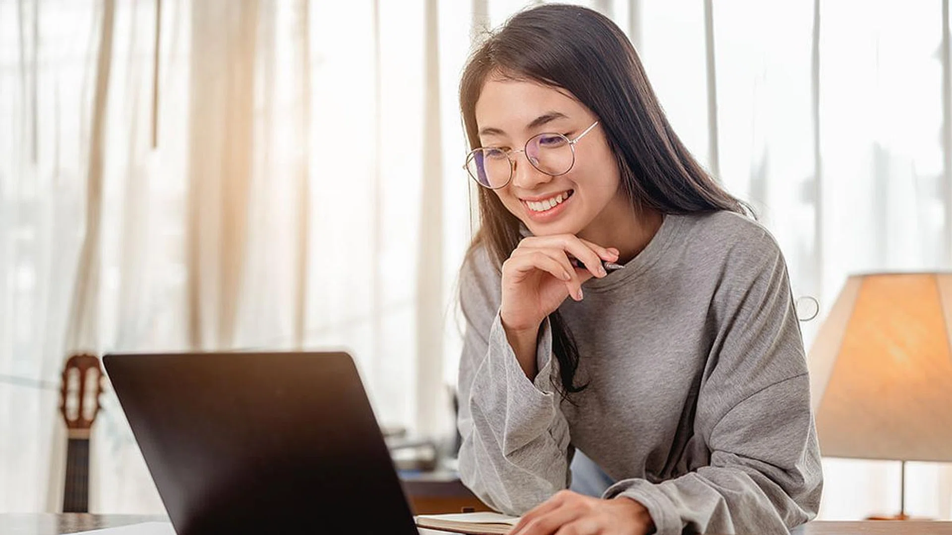 10 ways to set healthy, effective boundaries to thrive while WFH