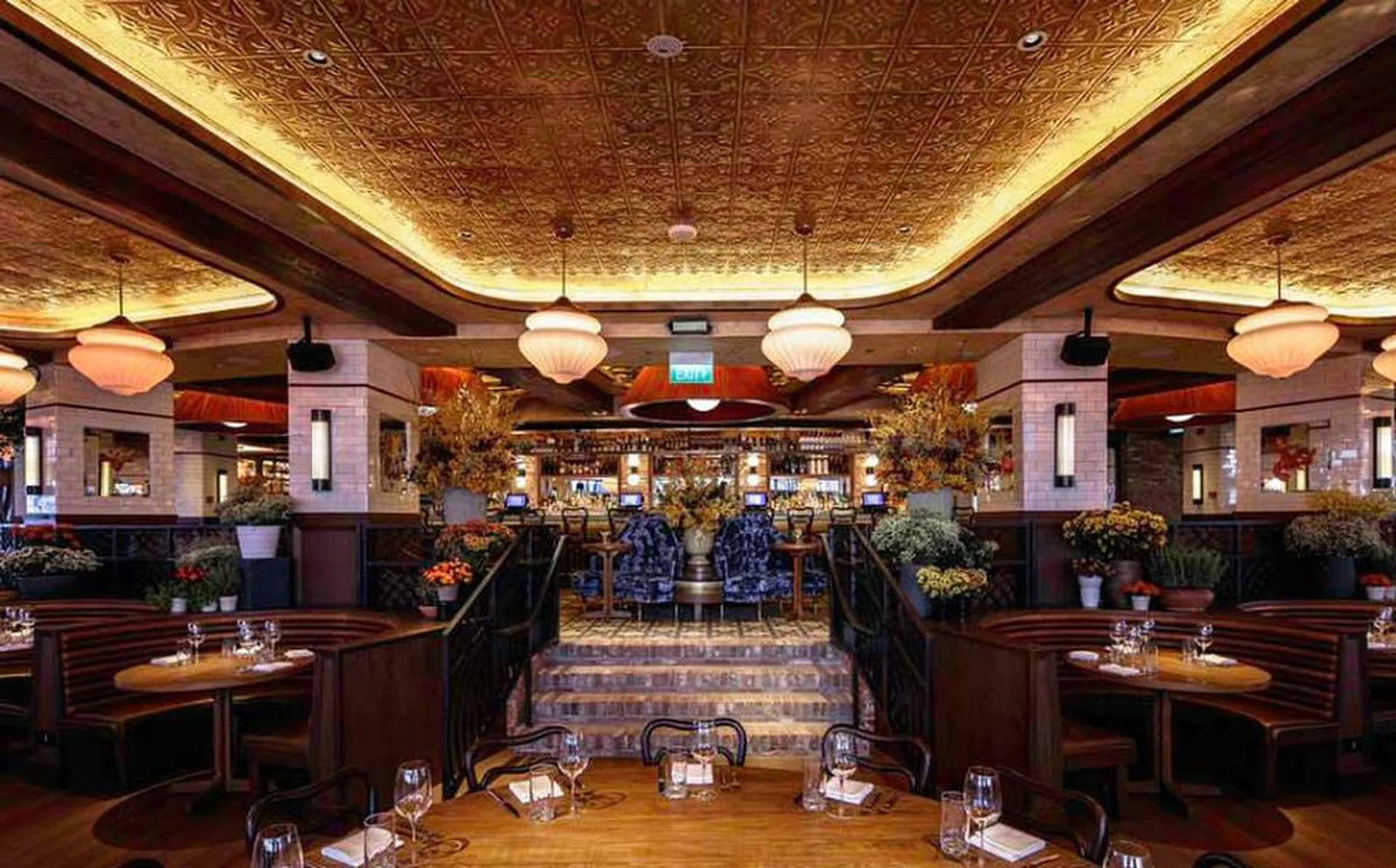 01_lavo_singapore_restaurant