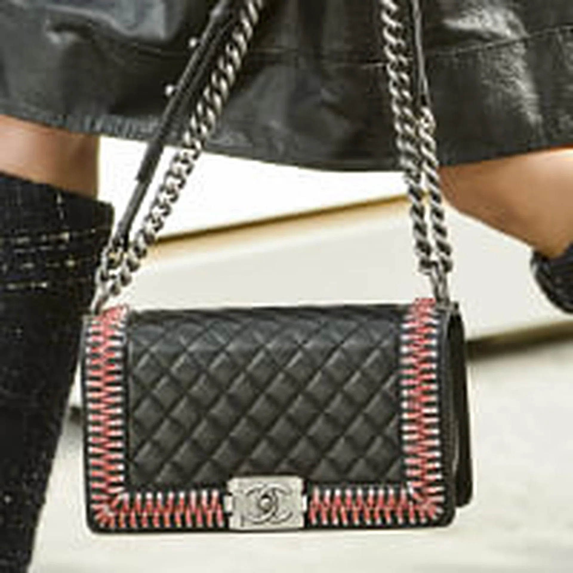 Fakebag_TN200.jpg