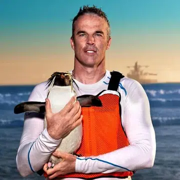 Lewis Pugh Patron Of Oceans Earth Day