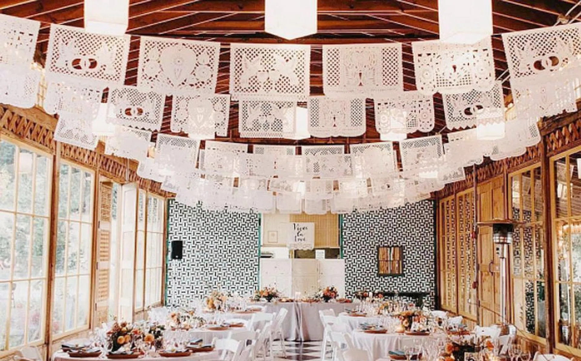 wedding_ceiling_decor_900x560