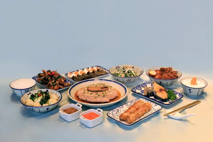 Ah Ma Porridge Buffet Lunch at Carlton City Hotel Singapore.