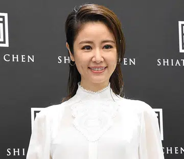 ruby-lin-wallace-huo-delete-photo-argue