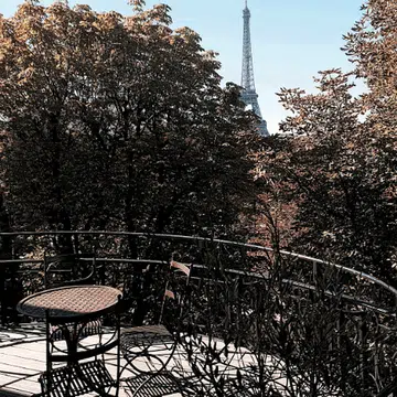2402_paris_tn