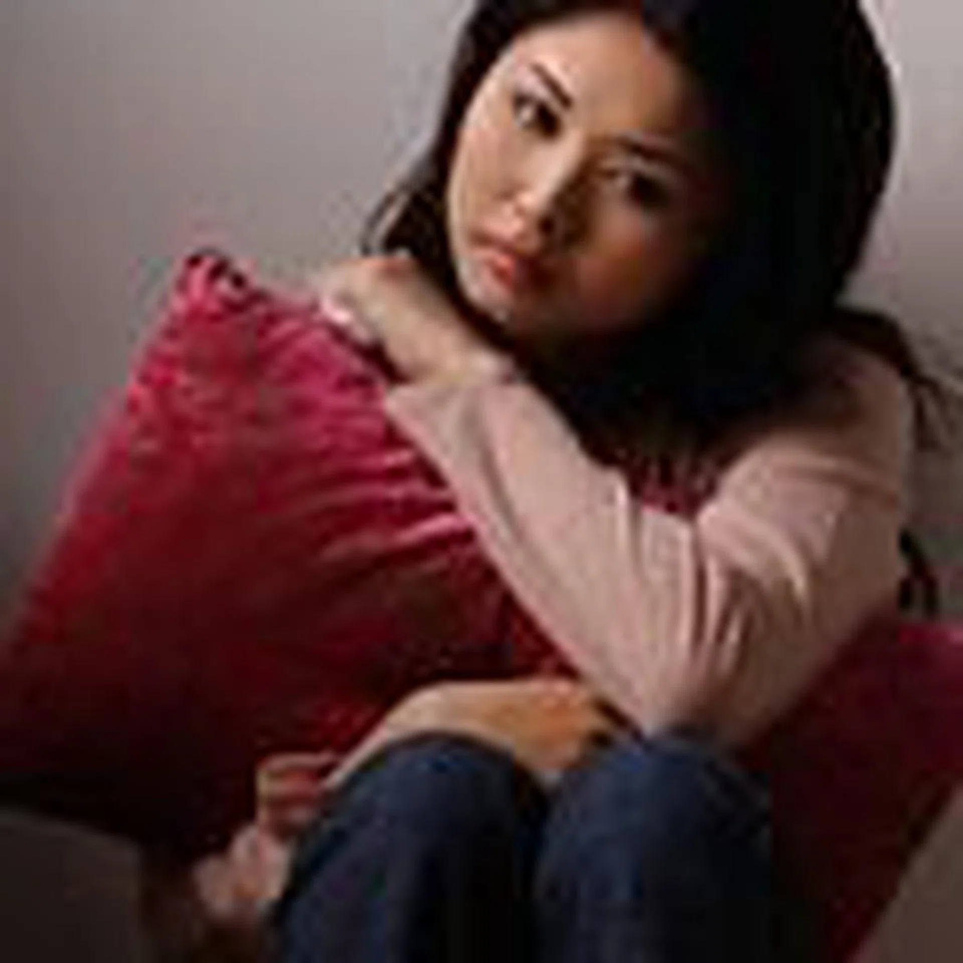 couldnt-handle-it-all-woman-depressed_tn