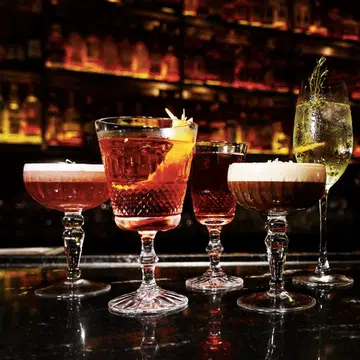 Manhattan Bar Singapore Regent hotel instagram