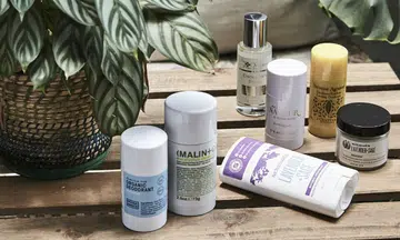 7_natural_deodorants_900px