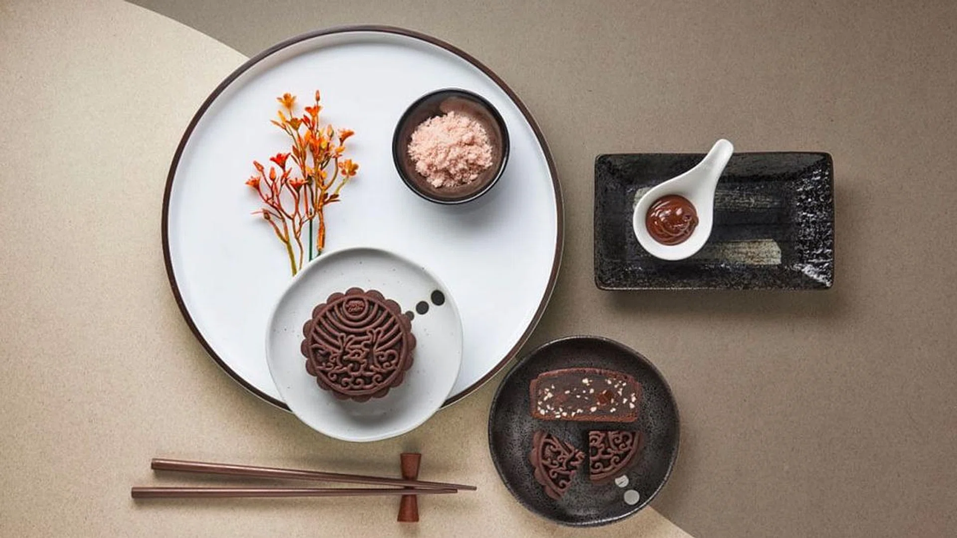 Mooncake sales soar online ahead of Mid-Autumn Festival on Oct 1