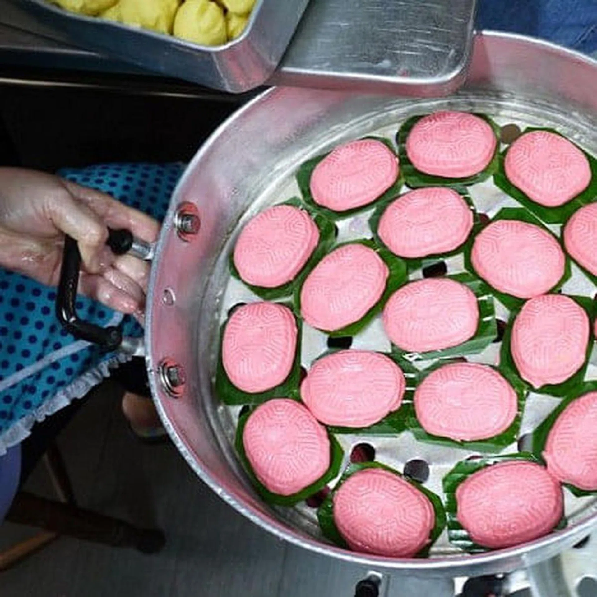 best handmade ang ku kueh 