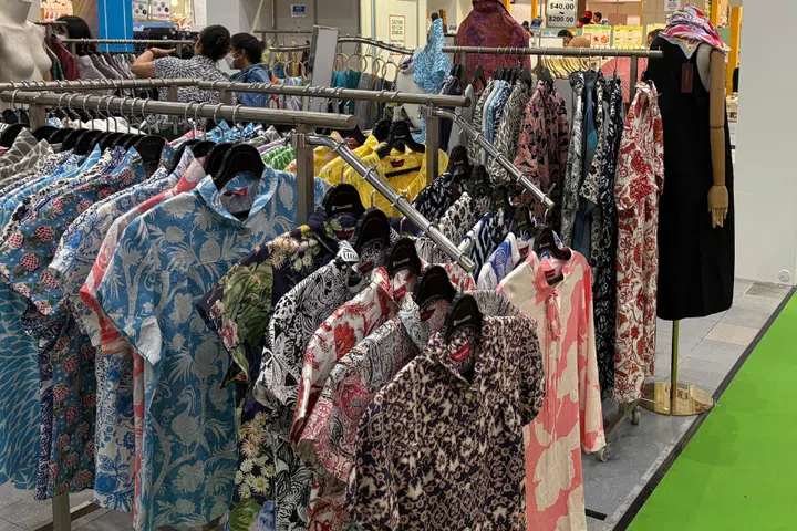 Takashimaya SJ60: Fashion label Rain Forest