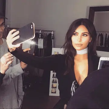 kimktakignselfies
