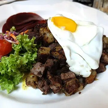 7 halal restaurants in Singapore serving unconventional halal food
