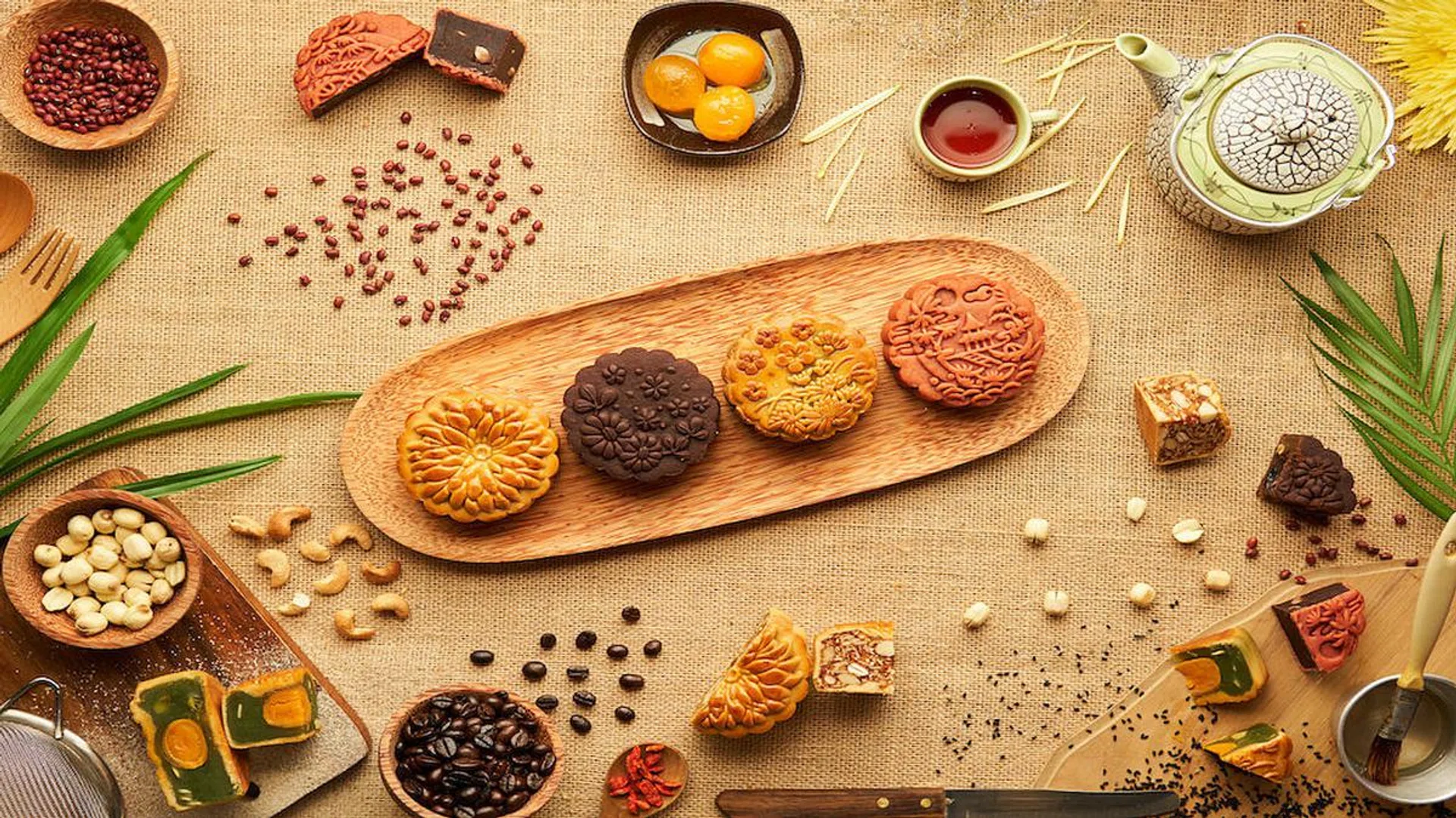 assorted_mooncakes_savory_sweet_wine_mooncake_pairing