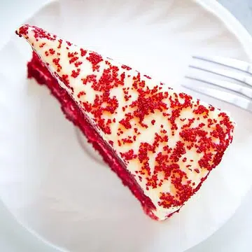 VIDEO RECIPE: How to make scrumptious red velvet cake