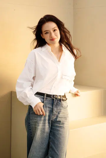 TORONTO, ONTARIO - SEPTEMBER 08: Shu Qi of "Girl" poses in the Getty Images Portrait Studio Presented by IMDb and IMDbPro during the Toronto International Film Festival at InterContinental Toronto Centre on September 08, 2025 in Toronto, Ontario.  (Photo by Gareth Cattermole/Getty Images for IMDb)