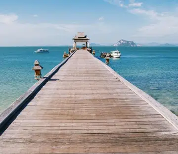 web_cover_resort