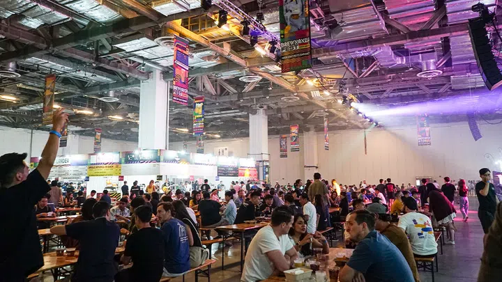 brewnanza fest crowd singapore