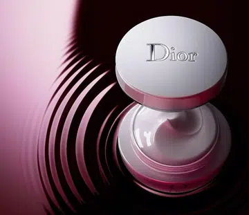 he Dior Capture Totale Super Potent Rich Creme is just one of the skincare potions in our arsenal to rebuild skin barrier.