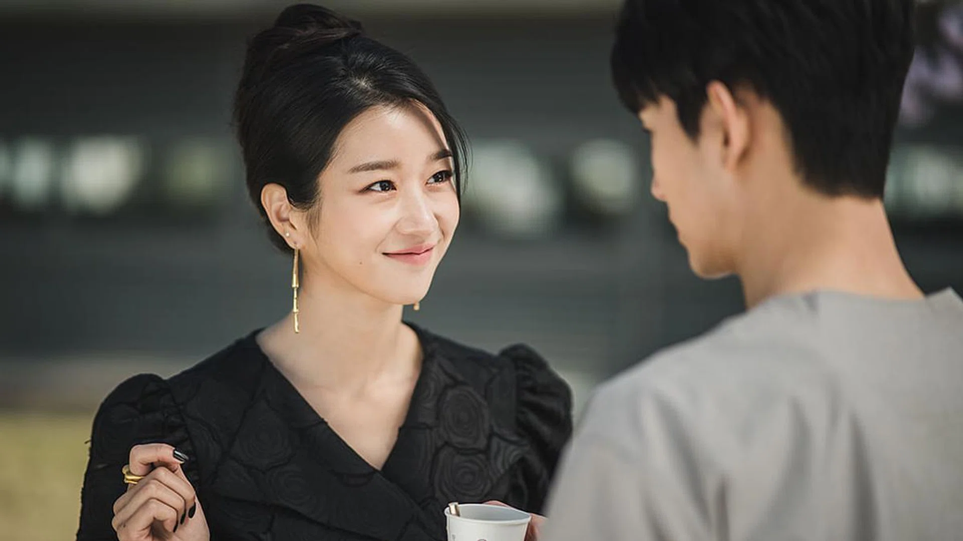 its-okay-to-not-be-okay-fashion-netflix