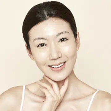 T Multi-tasking sunscreens anti pollution makeup base dark spot correctors.png