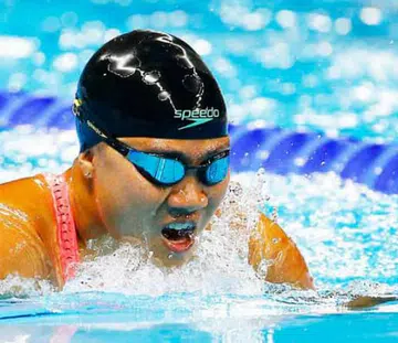 Singapore Her world young woman achiever 2005 para-swimmer Theresa Goh THUMBNAIL