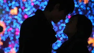 women in singapore attending host clubs