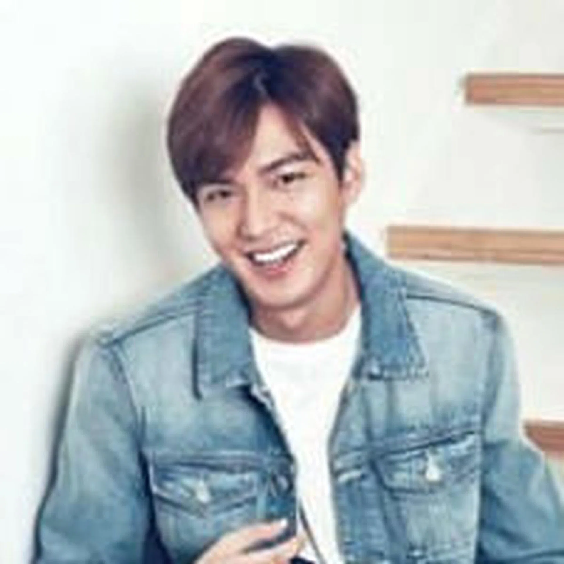 lee-min-ho_1438915119_lee_min_ho6 thumbnail