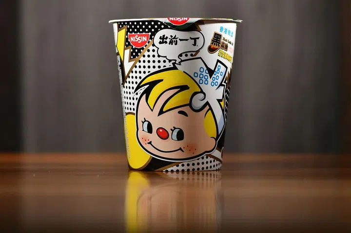 ST20200225-202048032471-Lim Yaohui/Tan Hsueh Yun/

(2nd Place) Nissin Black Garlic Oil Tonkotsu Flavor $1.95.

The Sunday Times taste test on 29 types of cup noodles at Relish restaurant on Feb 25, 2020. 

Judging panel is Food Critic Wong Ah Yoke, Chef Bjorn Shen and Food Editor Tan Hsueh Yun. 

(ST PHOTO: LIM YAOHUI)