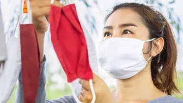 Why You Shouldn’t Wash Your Reusable Masks Beyond 30 Times