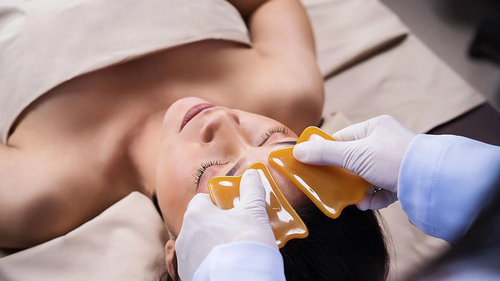 What Is Facial Gua Sha And How Do You Do It Yourself At Home?